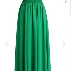 Brand new Chiffon skirt Emerald green size XL